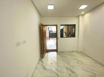 Casa · 108m² · 3 Quartos · 2 Vagas · Sobrado no bairro Parque Santa Amélia com 3 quartos, duas suítes.