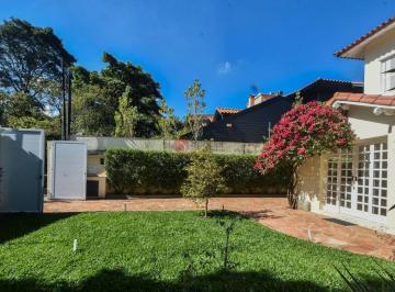 Casa · 250m² · 3 Quartos · 4 Vagas · Sobrado residencial, para locação, Jardim Europa.
