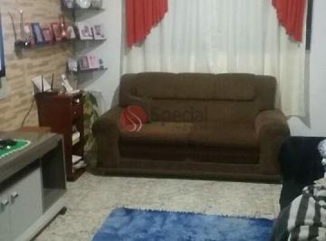 Casa · 105m² · 4 Quartos · 2 Vagas · Sobrado amplo no Recanto Verde do Sol
