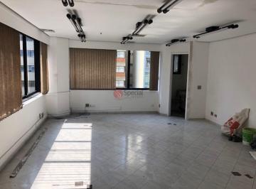 Comercial · 70m² · 2 Vagas · Sala comercial 70 m² na Bela Vista com 2 vagas. Portaria 24 horas com manobrista.