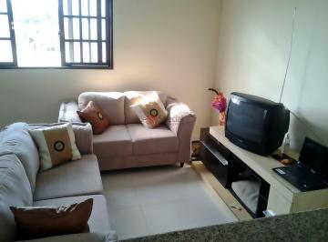 Casa · 260m² · 6 Quartos · 3 Vagas · Sobrado no Itaim Paulista com 3 casas no terreno, em excelente localização.