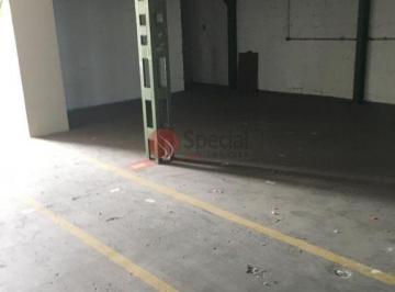 Comercial · 840m² · Galpão à venda e para locação na Penha.