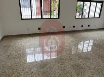 Casa · 400m² · 3 Quartos · 4 Vagas · Sobrado para locação no Jardim Têxtil com 3 quartos e 4 vagas.