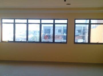 Comercial · 260m² · 6 Vagas · Prédio na Vila Carmosina novo comercial em excelente localização.