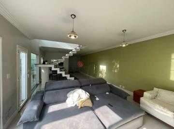 Casa · 300m² · 3 Quartos · 5 Vagas · Sobrado de 300 metros na Vila Carrão.