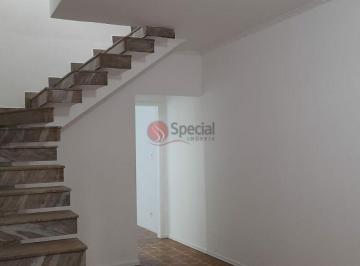 Casa · 138m² · 3 Quartos · 2 Vagas · Sobrado no Jardim Vila Formosa.