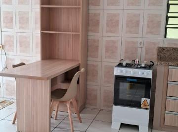 Apartamento · 2 Quartos · 1 Vaga · Apartamento 2 dormitórios, semi mobiliado com vaga para moto.