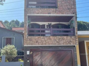 Casa · 245m² · 4 Quartos · 3 Vagas · Sobrado à Venda no Bela Vista – Osasco | 245 m² | 4 Dormitórios | 2 Suítes