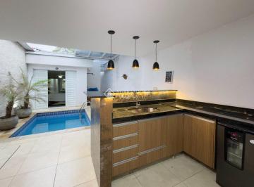 Casa · 200m² · 2 Quartos · 4 Vagas · Casa no Jardim Stella em Santo André