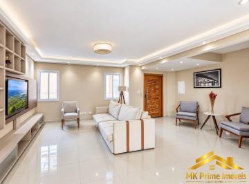 Casa · 143m² · 2 Quartos · 3 Vagas · Casa em Condomínio de 143m² com Suíte Master e 3 Vagas na Bela Vista