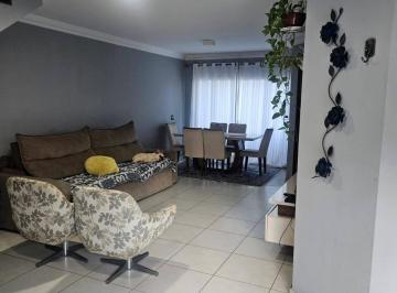 Casa · 188m² · 3 Quartos · 2 Vagas · Casa à Venda 188m², 3 quartos, 2 vagas no Jaguaribe – Osasco/SP