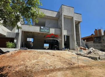 Casa · 280m² · 4 Quartos · 2 Vagas · Casa moderna, em construção, com 4 suítes e piscina, no condomínio Brisas de Jundiaí