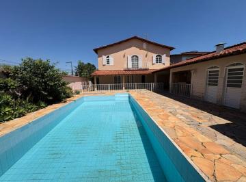 Casa de 5 quartos, Brasília · Alugo, Casa no Jardim Botânico, Sobrado com 04 Suítes, Lazer, piscina, Condomínio fechado, San Diego