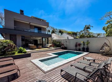 Casa · 329m² · 3 Quartos · 6 Vagas · Casa com 329m2, 3 suítes | Jardim Social