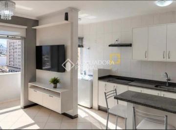 Apartamento · 74m² · 2 Quartos · Apartamento com 62 m², suíte e churrasqueira em Barreiros