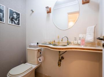 IMG_20261009_180106_000.jpeg · Elegante apartamento para venda em Vila Clementino com 3 quartos, sendo 1 suíte, 145m² - maiaragarru