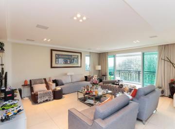 5d53c33c-0cb1-43cc-9c79-102191424e29 · Apartamento para venda em Aclimação com 4 quartos, sendo 3 suítes, 210m²