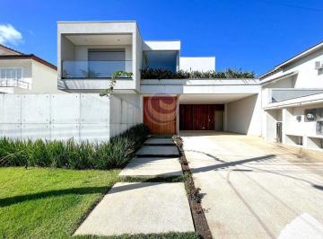 Casa · 5 Quartos · 4 Vagas · Villa Falce: Uma casa feita para os dias que você gostaria que durassem mais no Jardim Acapulco.