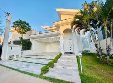 Casa · 308m² · 3 Quartos · 4 Vagas · Casa Assobradada - 3 Suites / Piscina / Gourmet / Inteiramente Reformada