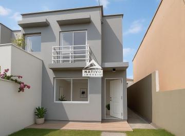 Casa · 73m² · 2 Quartos · 1 Vaga · Sobrado 2 quartos Ingleses do Rio Vermelho, Florianópolis: Quintal e Ar Condicionado