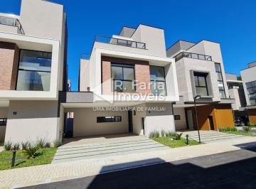 Casa · 242m² · 3 Quartos · 2 Vagas · SOBRADO COM TERRAÇO E 3 SUÍTES EM CONDOMÍNIO DE LU