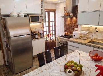 823f3d54e51f5a46046cd01388d824b9efc914f7 · Casa com 2 dormitórios à venda, 150 m² por R$ 480.000,00 - Vila Apiaí - Santo André/SP