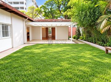 IMOVEIS-NA-VILA-MARIANA-CASA-TERREA-PROXIMO-AO-METRO · Casa térrea na Vila Mariana com 400m², 3 dormitórios e próximo ao metrô