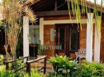 Casa · 238m² · 4 Quartos · 2 Vagas · Casa 4 Quartos com Piscina e Espaço Gourmet – Guapimirim