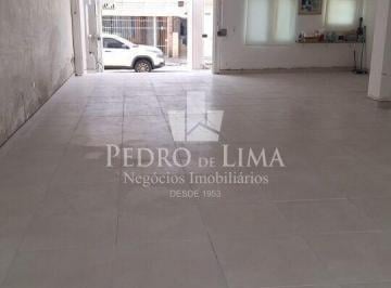 Casa · 470m² · 3 Quartos · 8 Vagas · Sobrado na Vila Regente Feijó, 470 m², 3 suítes, 8 vagas e amplo quintal