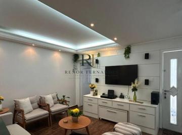 Casa · 108m² · 3 Quartos · 2 Vagas · Casa com 3 dormitórios e churrasqueira na Vila Campo Grande