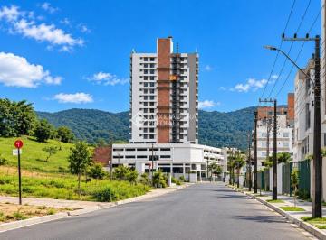 Apartamento · 40m² · 1 Quarto · 1 Vaga · Apartamento com 1 dormitório e vaga coberta na Pedra Branca