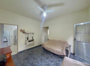 img0 · Casa com 2 Quarto(s) e 2 banheiro(s) para Alugar, 127 m² por R$ 2120 / Mês