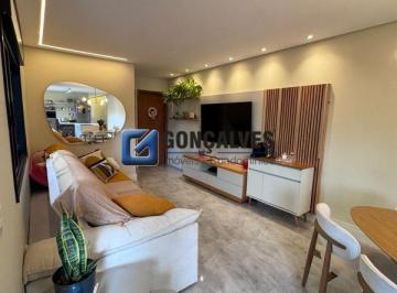 Casa · 175m² · 3 Quartos · 2 Vagas · Casa com 3 dormitórios, 2 suítes e 2 vagas no Baeta Neves – São Bernardo do Campo