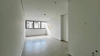 Comercial · 28m² · Salas Comerciais de 28 m² para Locação no Centro de Curitiba | Endeavour