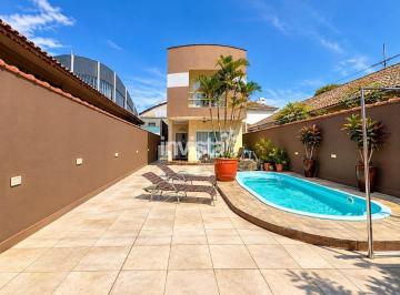Casa · 372m² · 3 Quartos · 4 Vagas · Casa à venda no bairro Estuário
