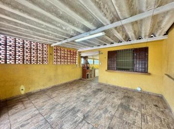 Casa · 83m² · 2 Quartos · 2 Vagas · Casa à venda no Bairro Ocian, Praia Grande – 2 quartos, quintal e churrasqueira