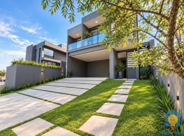 237cf77c3bbe1d750faa1d0e0b54ab0385437e34 · Casa com 3 dormitórios à venda, 306 m² por R$ 1.890.000,00 - Residencial dos Lagos - Cotia/SP