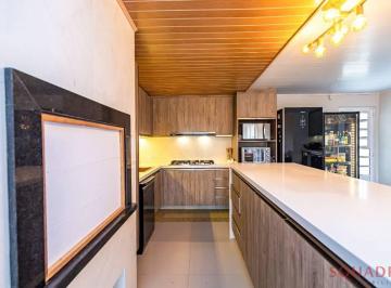 f5bebe3c63d00f8fdc1909c94b8cba055eb9ad15 · Casa em Almirante Tamandaré