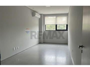 Comercial · 17 Vagas · Sala Comercial para alugar, 11,5m² por R$1.200-Cond. Isali Center - Jardim do Lago - Atibaia/SP