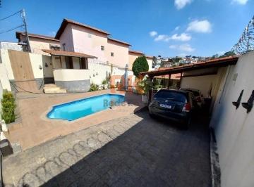Casa · 360m² · 3 Quartos · 3 Vagas · Casa com 360 m² à venda no bairro Santa Amélia | Belo Horizonte