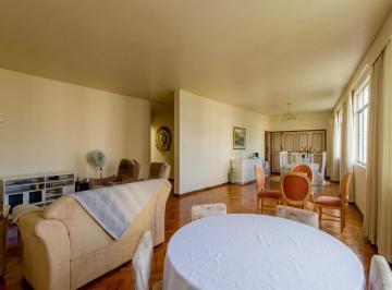 Apartamento · 250m² · 4 Quartos · 2 Vagas · APARTAMENTO COM 250M DE 4 QUARTOS 2 BANHEIROS 2 VAGAS RUA SÃO SALVADOR FLAMENGO