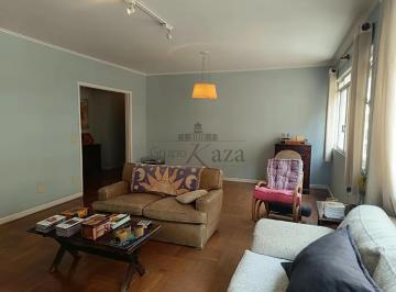 Apartamento · 190m² · 3 Quartos · 2 Vagas · Apartamento - Jardim Paulista - 3 Dormitórios - 190m².