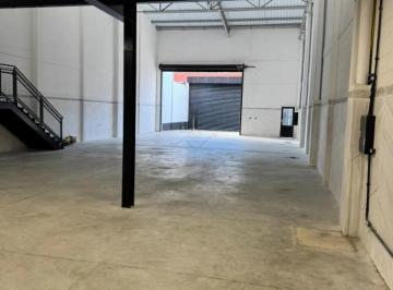 Comercial · 400m² · 6 Vagas · Galpão para Locação, 351,80m² no Bairro Serraria - Diadema/SP