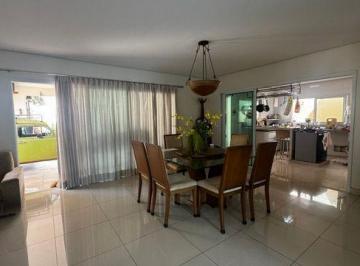 e8d690f380f8106889e269fa78a307d9d8d9265e · Casa com 3 quartos sendo 1 Suíte à venda, 281 m² - Jardim Karaíba - Uberlândia/MG