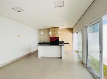 ffjigs2ntm3zgq3y2i3mmyz_md · Casa confortável e espaçosa no bairro Santa Cruz 2