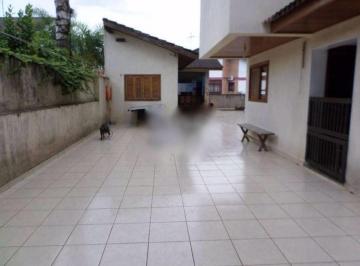 Casa · 550m² · 5 Quartos · 6 Vagas · Casa para venda em Perová de 550.00m² com 5 Quartos e 6 Garagens