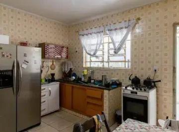 Casa · 220m² · 3 Quartos · 1 Vaga · Casa para venda em Vila Galvão de 220.00m² com 3 Quartos e 1 Garagem