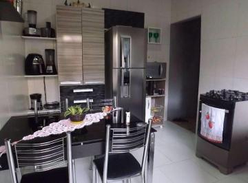Casa · 170m² · 4 Quartos · 1 Vaga · Sobrado para venda em Jardim Moreira de 170.00m² com 4 Quartos e 1 Garagem