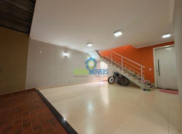 Casa de 3 quartos, Araçatuba · Casa para venda em Jardim Nova Yorque de 192.96m² com 3 Quartos, 1 Suite e 2 Garagens