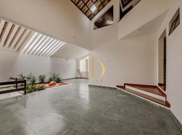 Foto 01 · ITAIGARA - casa Vendo casa, toda reformada, com 5 suítes, 342 de área construída, no Itaigara.